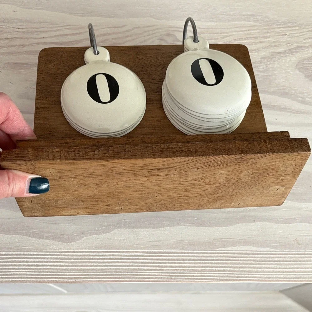 Wooden Calendar Stand with‎ Metal Numbered White Date Tags